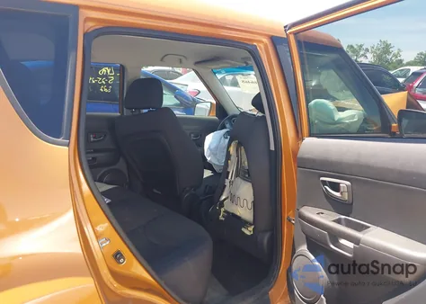 2011 Kia Soul + from USA, damaged, VIN KNDJT2A20B7213354